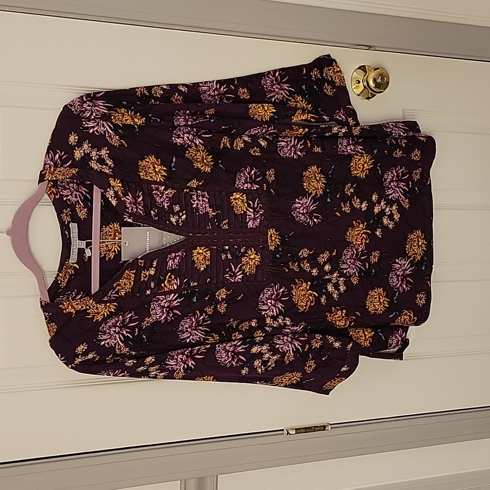 Split Neck 3/4 Sleeve Knit Top